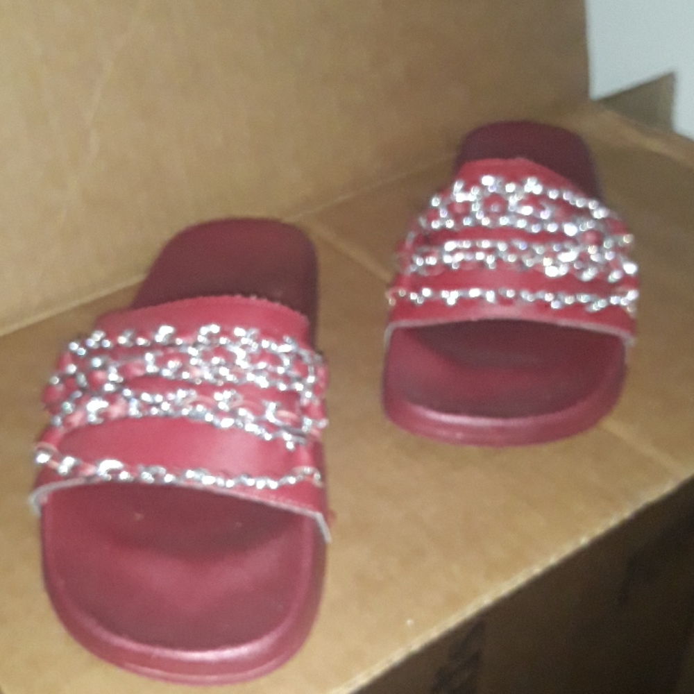 Chain Slides